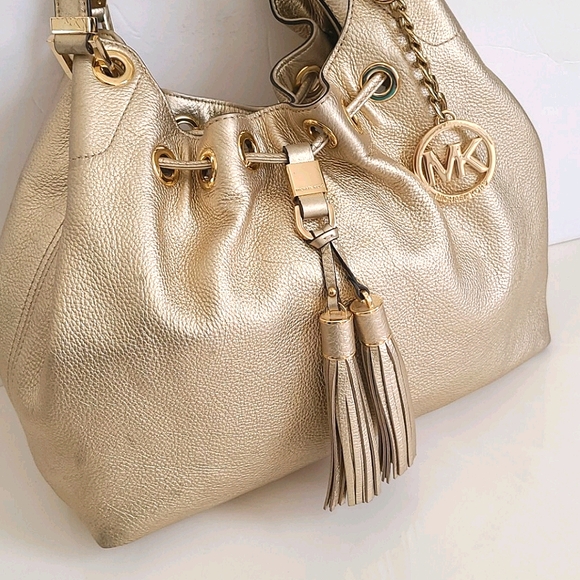 Michael Kors Tote Bag - Picture 3 of 17